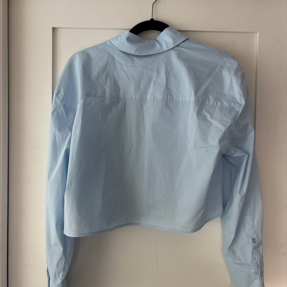 Dynamite Light Blue Cropped Button-Up Shirt - Picture 2 of 3